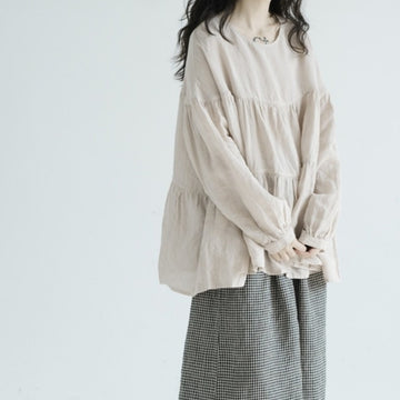 Camiseta tipo muñeca fluida de cuello redondo para mujer